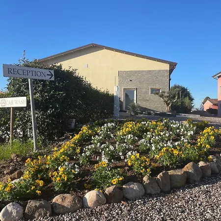 Borgo Terra Village פארק נופש 2*